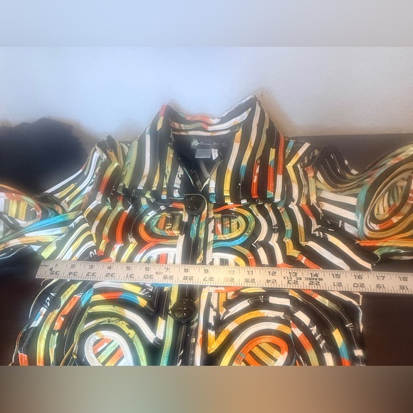 Damee INC NWOT butterfly pattern swing jacket, multicolor Stunning! sz sm - Picture 8 of 10